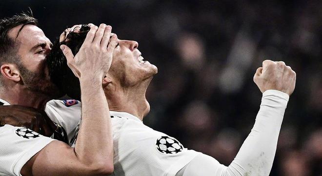 包含波兰爆冷尤文，加维完成帽子戏法的词条