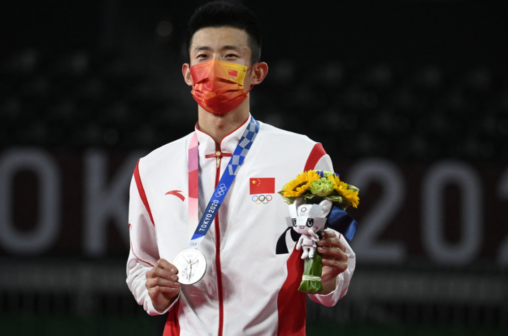 丹麦羽毛球队绝地反击日本羽毛球队，谌龙统治全场的简单介绍