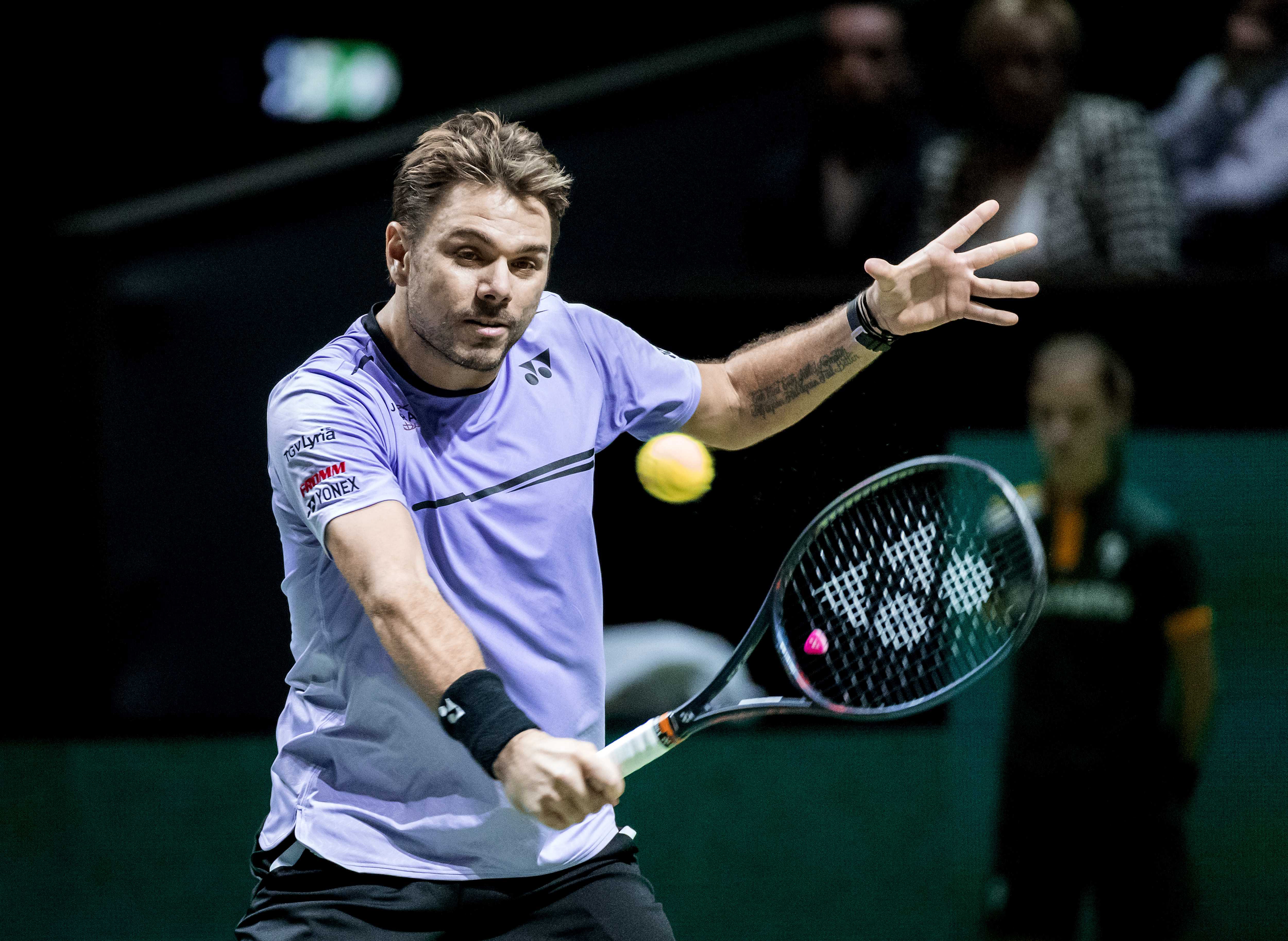 包含世界网球队绝地反击法国网球队，瓦林卡绝境逆转的词条