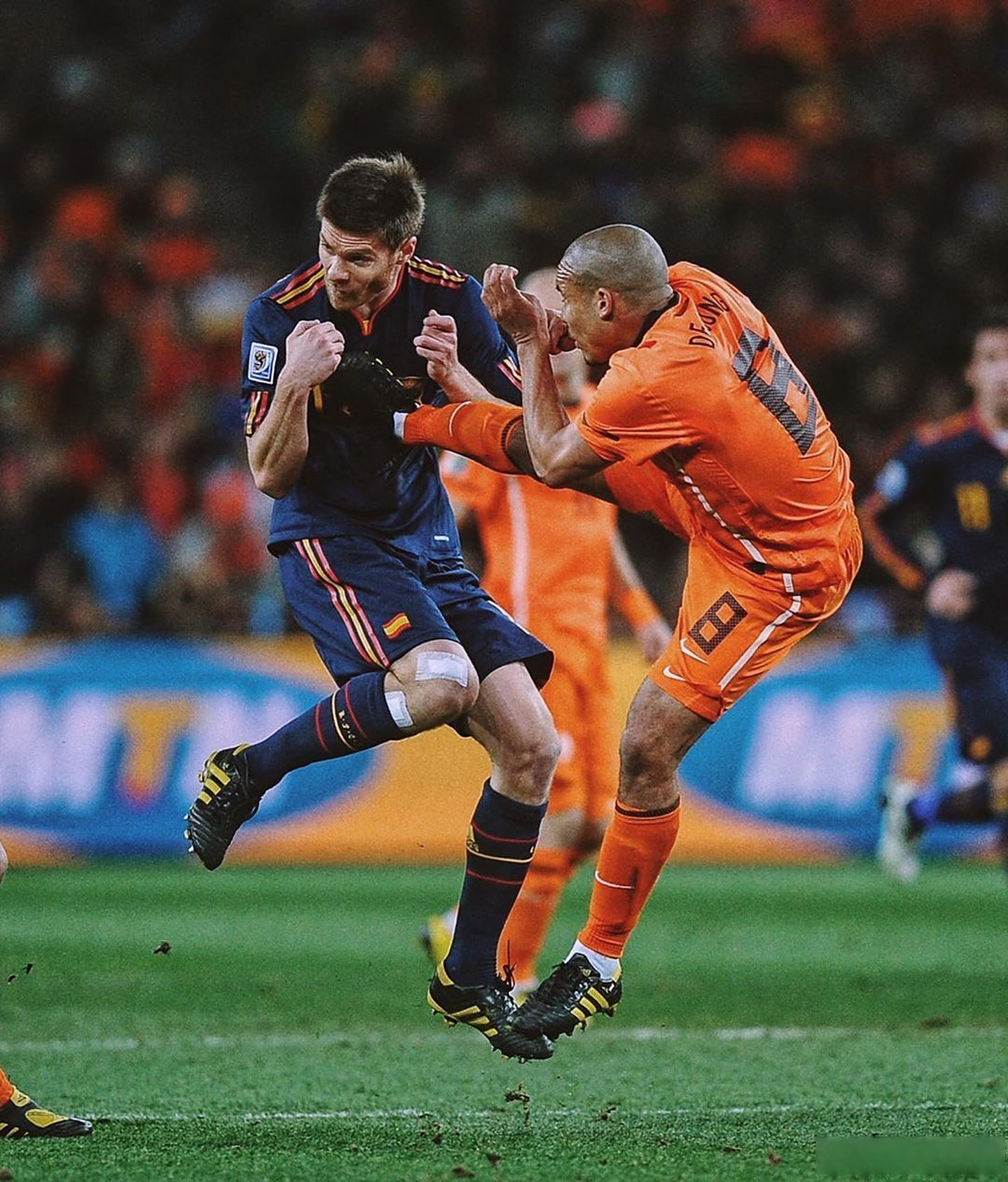 英雄联盟竞猜-DRX2险胜SBTC，Knight关键制胜