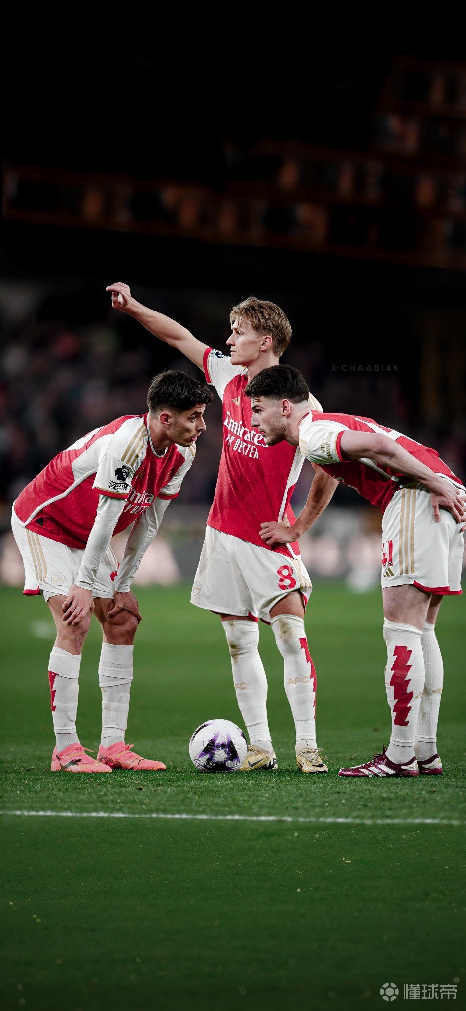 阿森纳挑战狼队,赛场上的激烈对决即将上演的简单介绍 阿森纳挑战狼队,赛场上的激烈对决即将上演的简单介绍