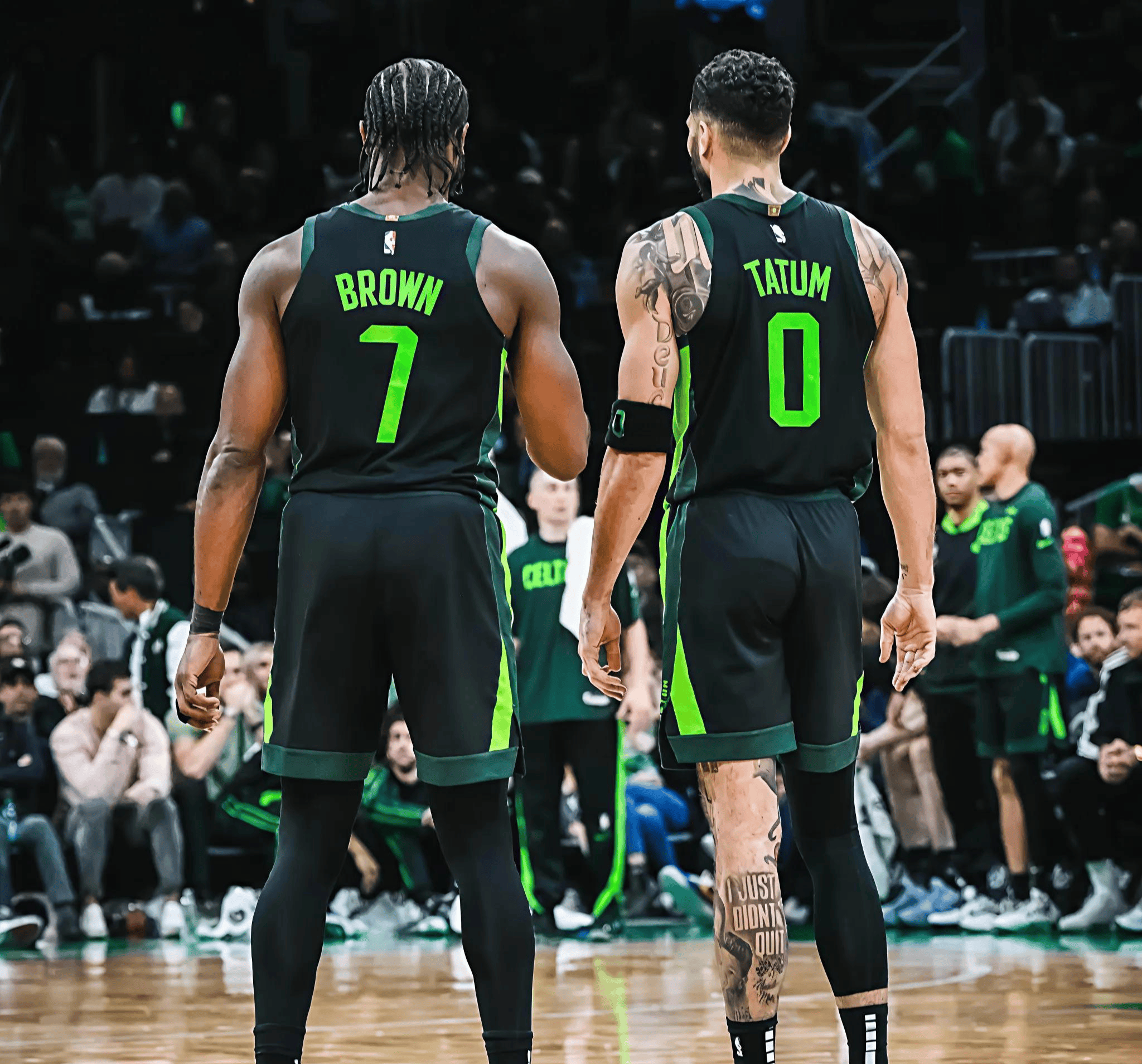 猛龙球员因伤病休养,球队负担重的简单介绍 猛龙球员因伤病休养,球队负担重的简单介绍