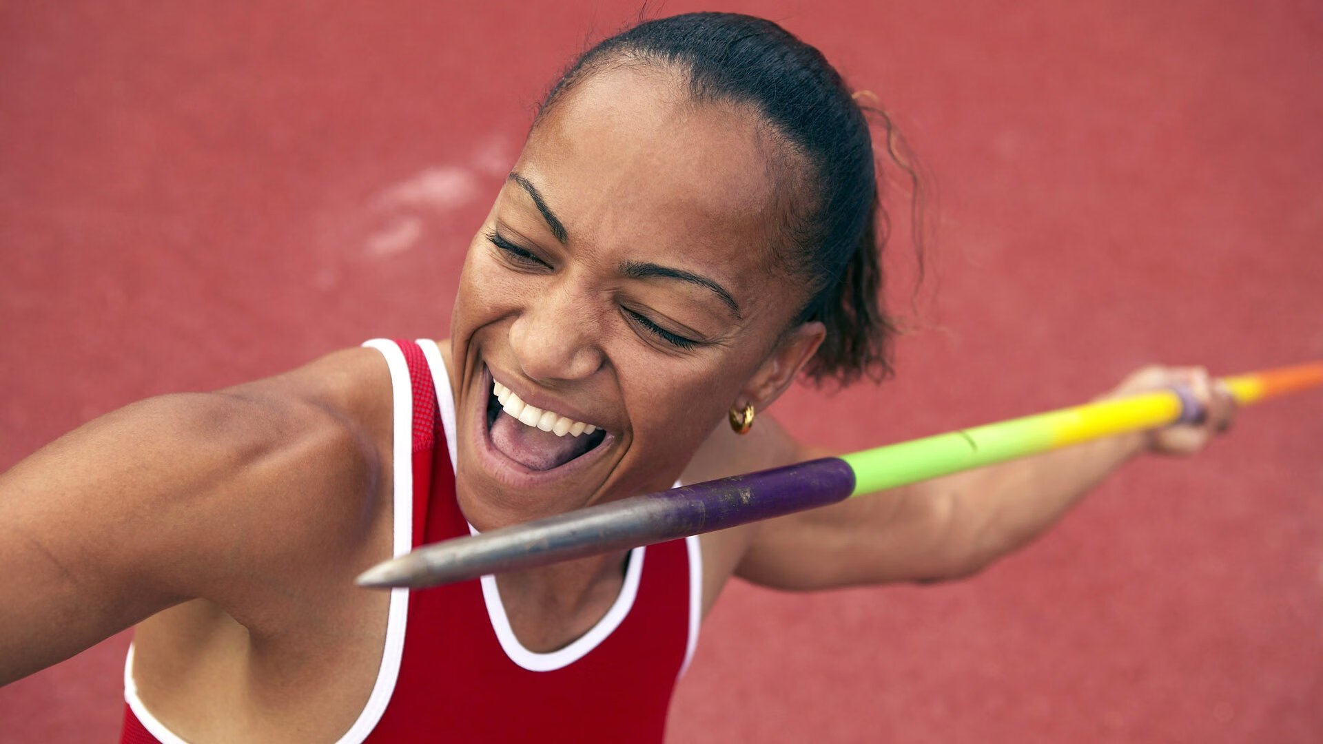 克瓦拉茨赫利亚关键先生本色，西班牙连续得分压制玻利维亚展现战术韧性